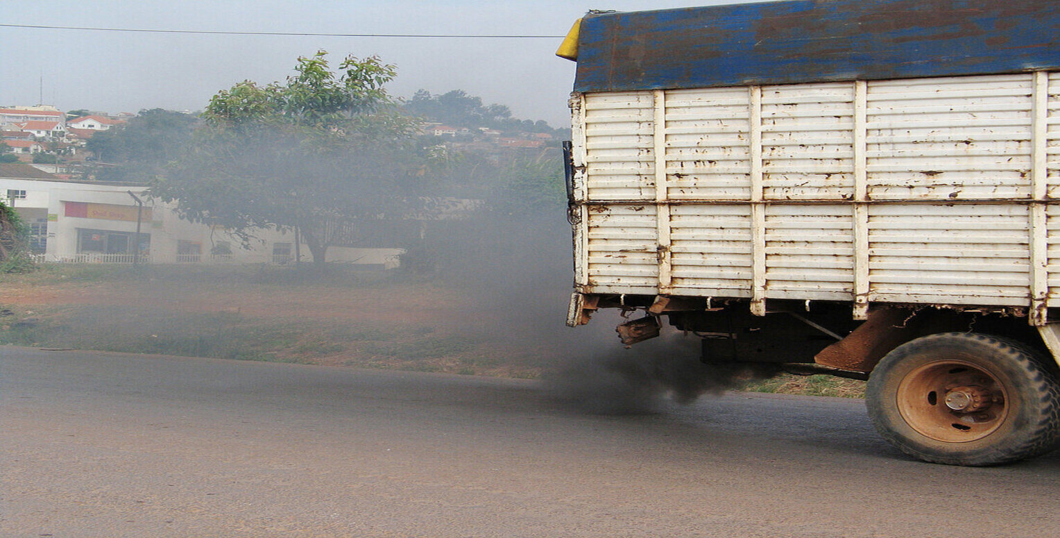 Car-pollutionUganda_1528x775